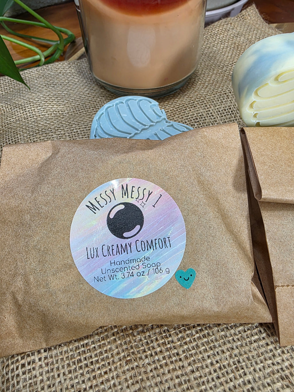 Lux Creamy Comfort Heart Bar